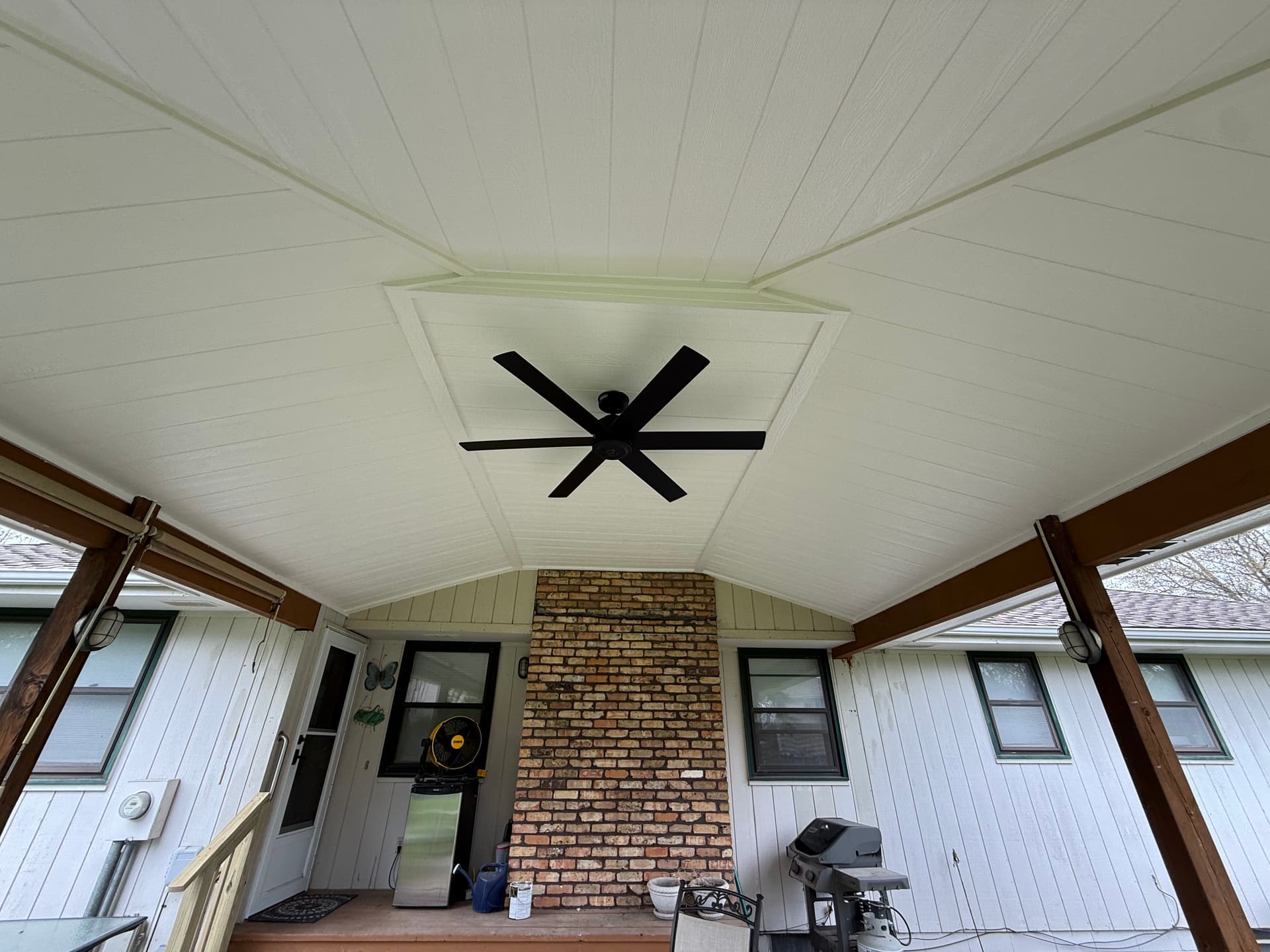 Gallery photos for Backyard Patio Ceiling Cover With Vinyl Under Decking and Fan: Image #1