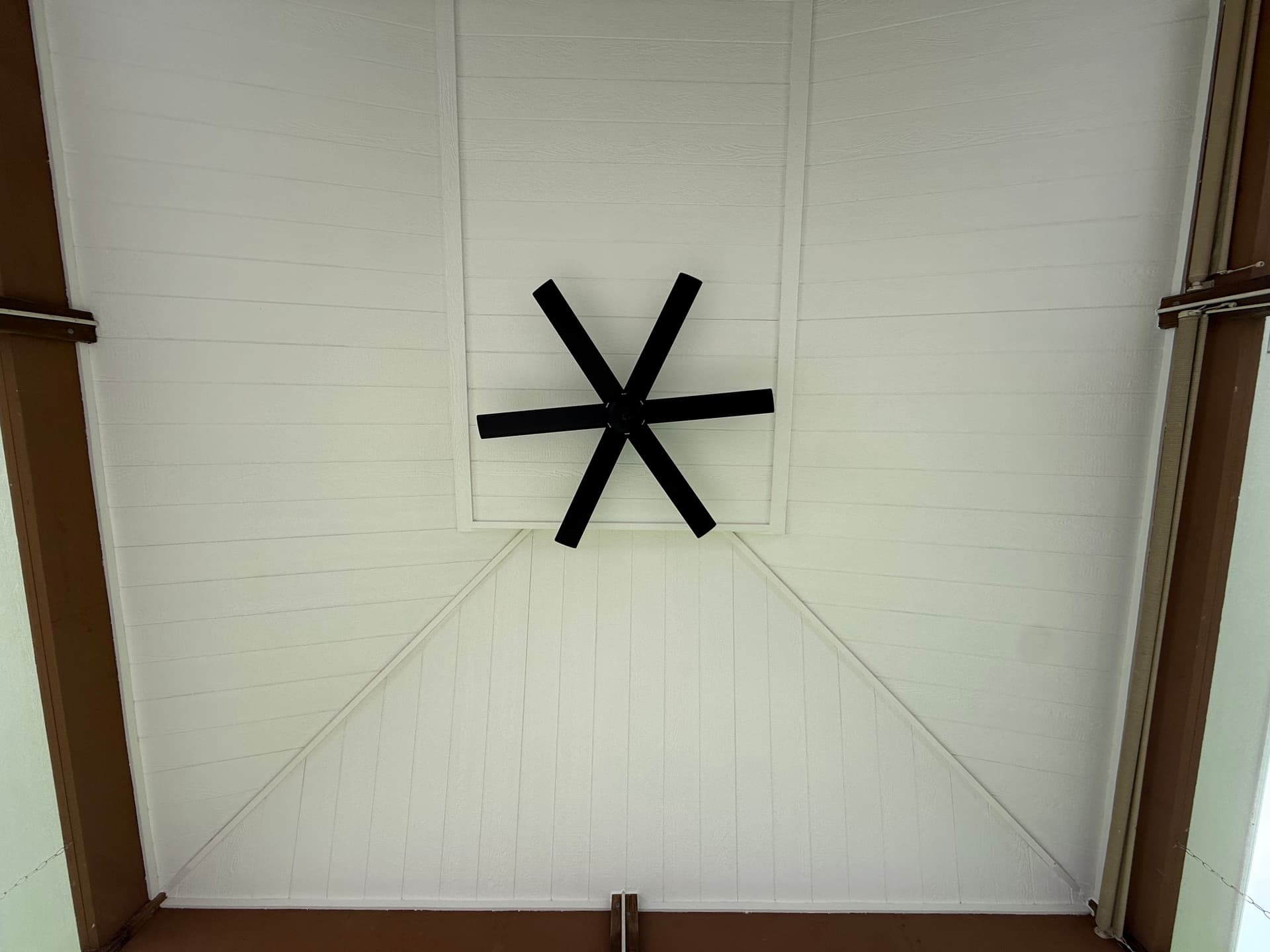 Gallery photos for Backyard Patio Ceiling Cover With Vinyl Under Decking and Fan: Image #2