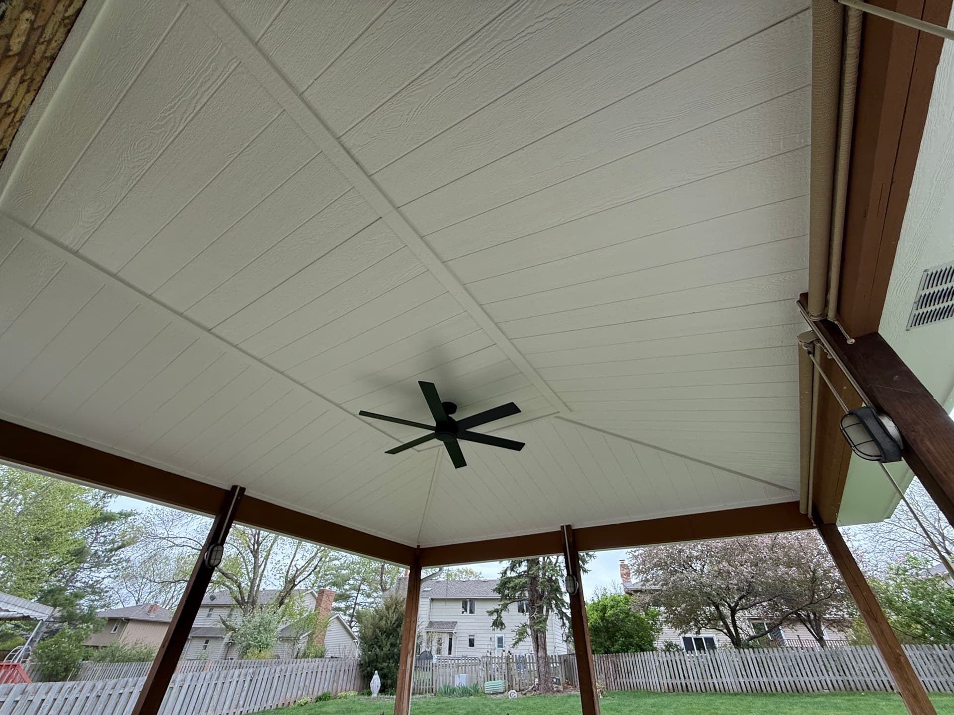 Gallery photos for Backyard Patio Ceiling Cover With Vinyl Under Decking and Fan: Image #4